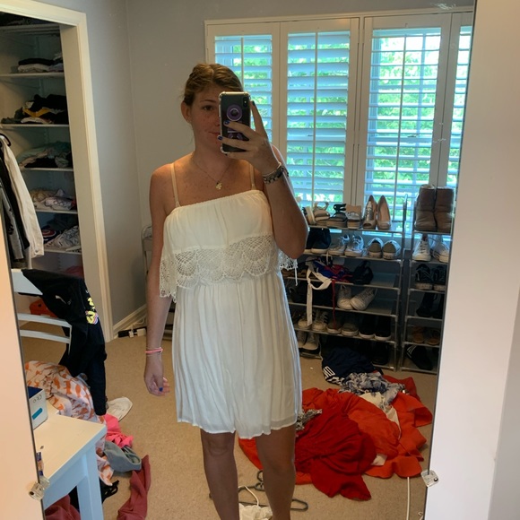 white strapless dress - Picture 4 of 4